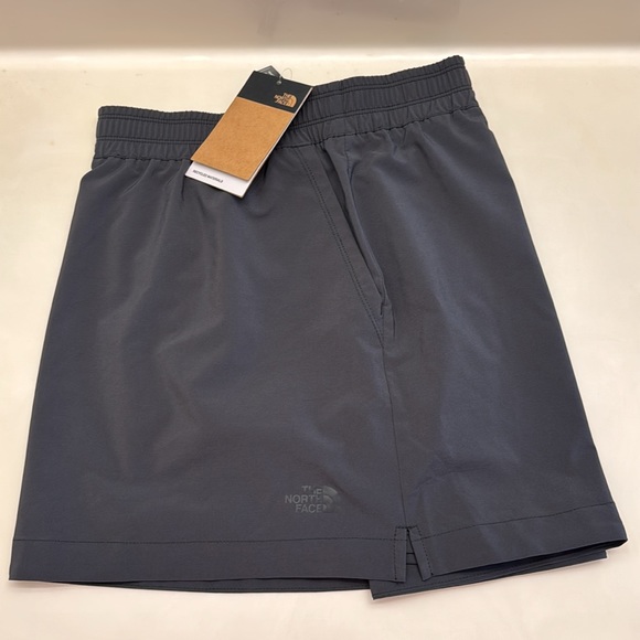 The North Face Skirt Shorts Skort - Picture 2 of 7